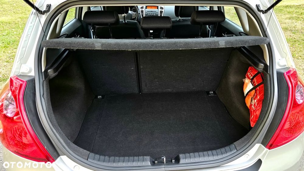 Kia Ceed Cee'd 2.0 crdi Comfort + - 19