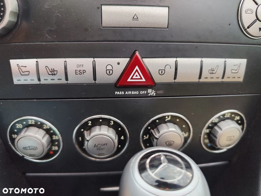 Mercedes-Benz SLK 350 7G-TRONIC - 15