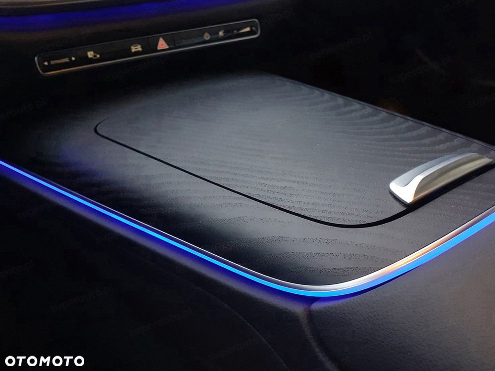 Mercedes-Benz Klasa E 220 d mHEV 4-Matic AMG 9G-Tronic - 16