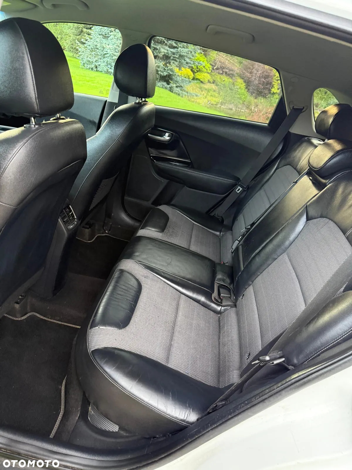 Kia Niro 1.6 GDI HEV 2WD OPF Vision - 13