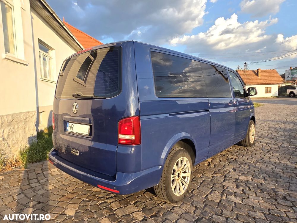 Volkswagen Caravelle - 10