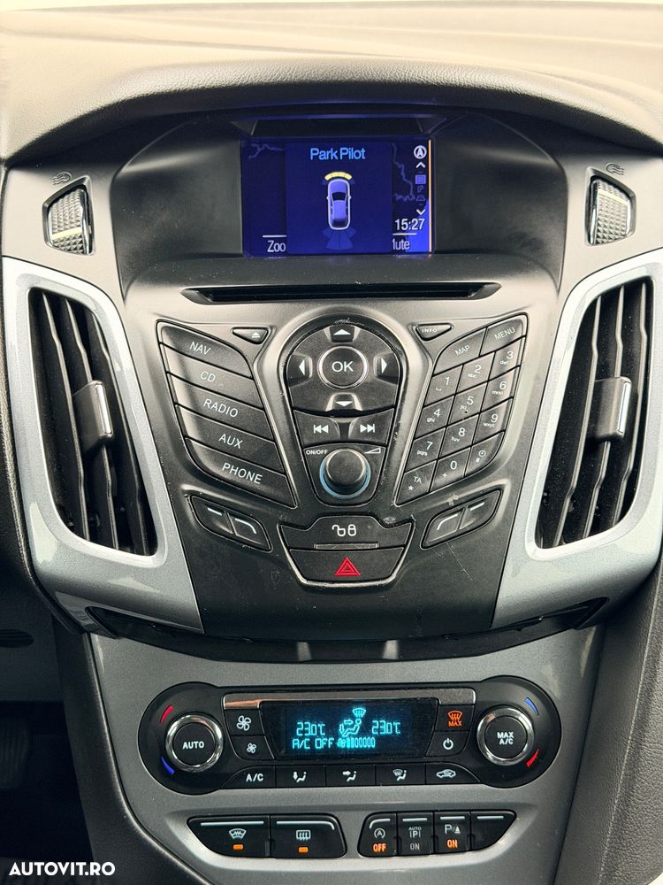 Ford Focus Turnier 1.6 TDCi DPF Start-Stopp-System Champions Edition - 26