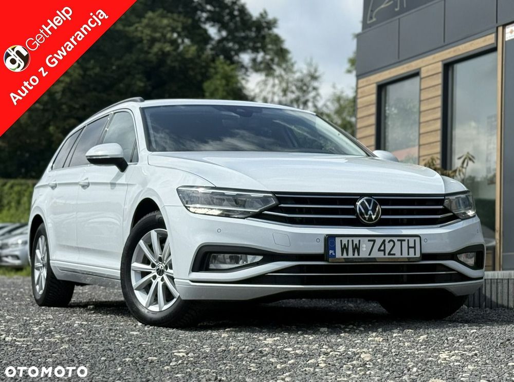 Volkswagen Passat - 1