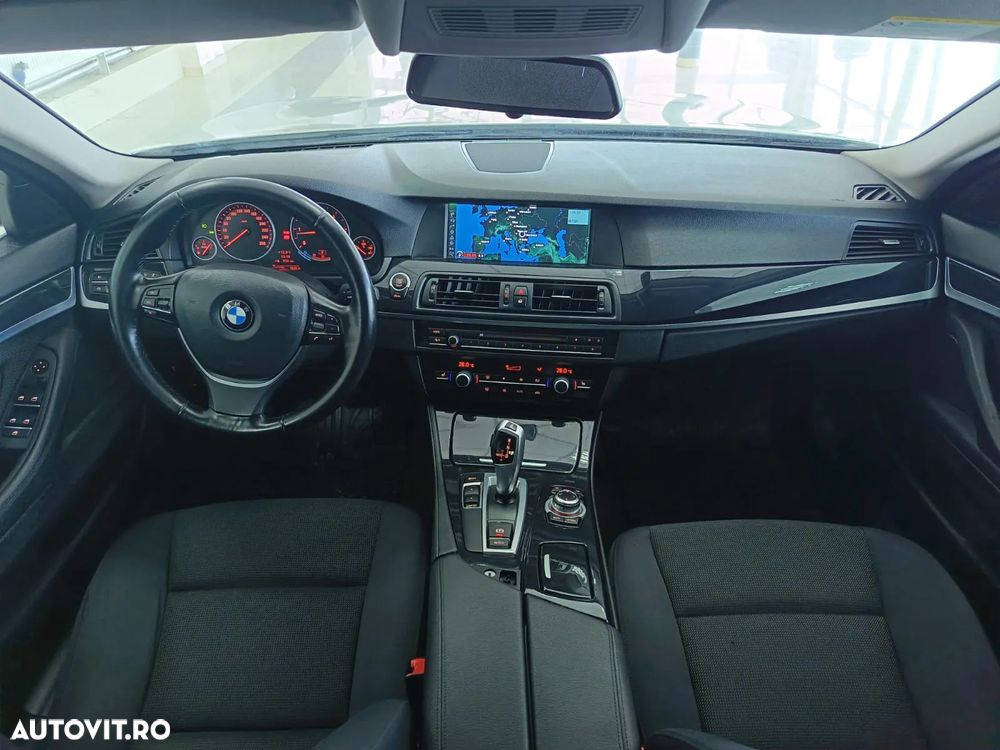 BMW Seria 5 520d - 6