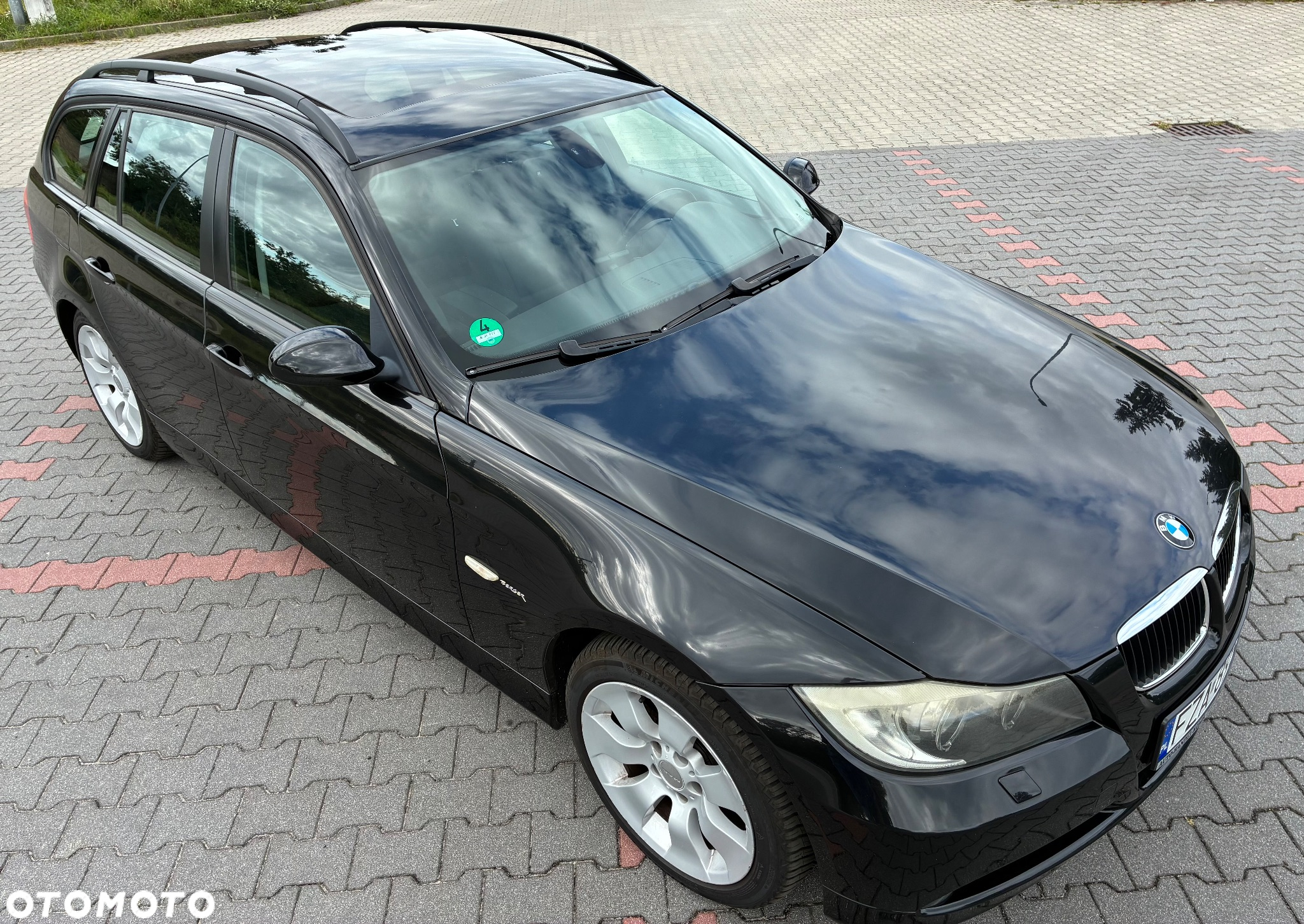 BMW Seria 3 318i Touring - 4