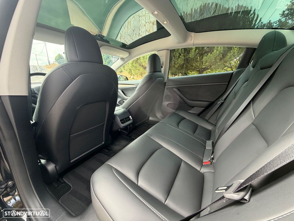 Tesla Model 3 Long Range Tração Traseira - 13