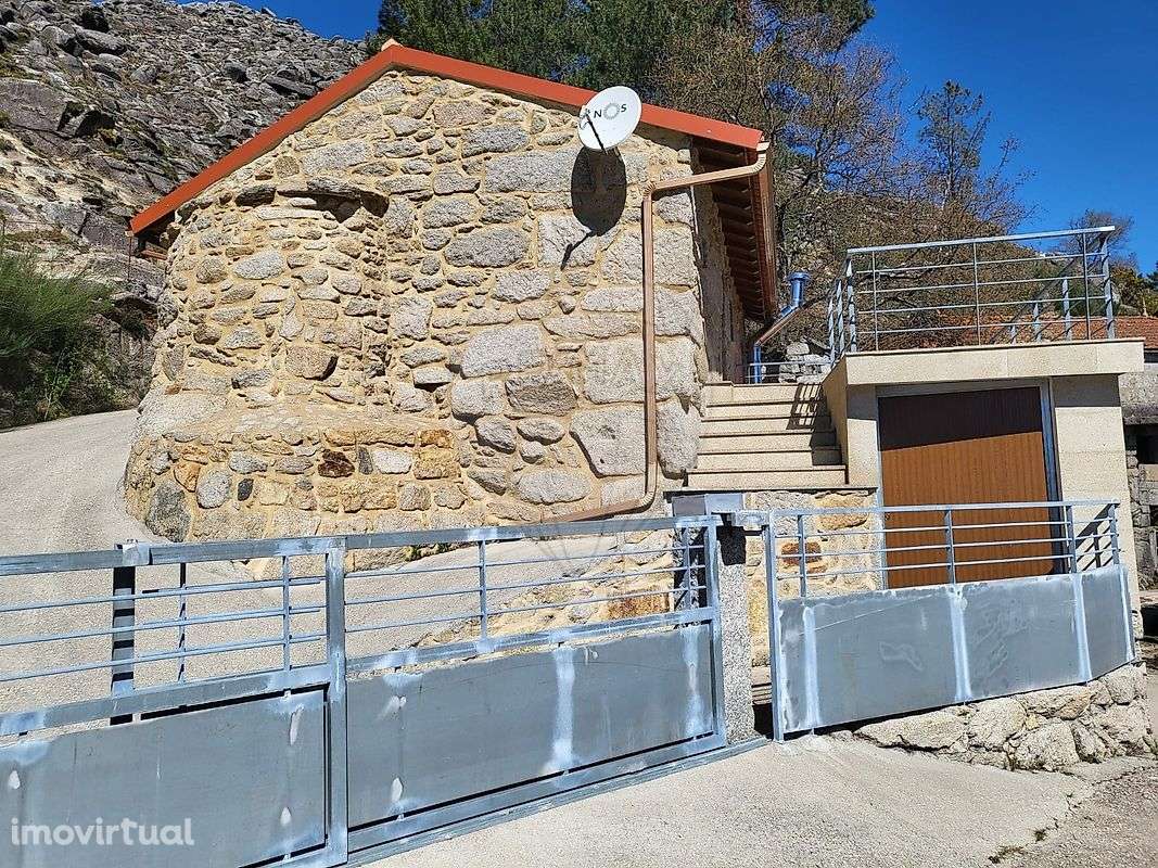 Moradia T1 para venda - Grande imagem: 2/29