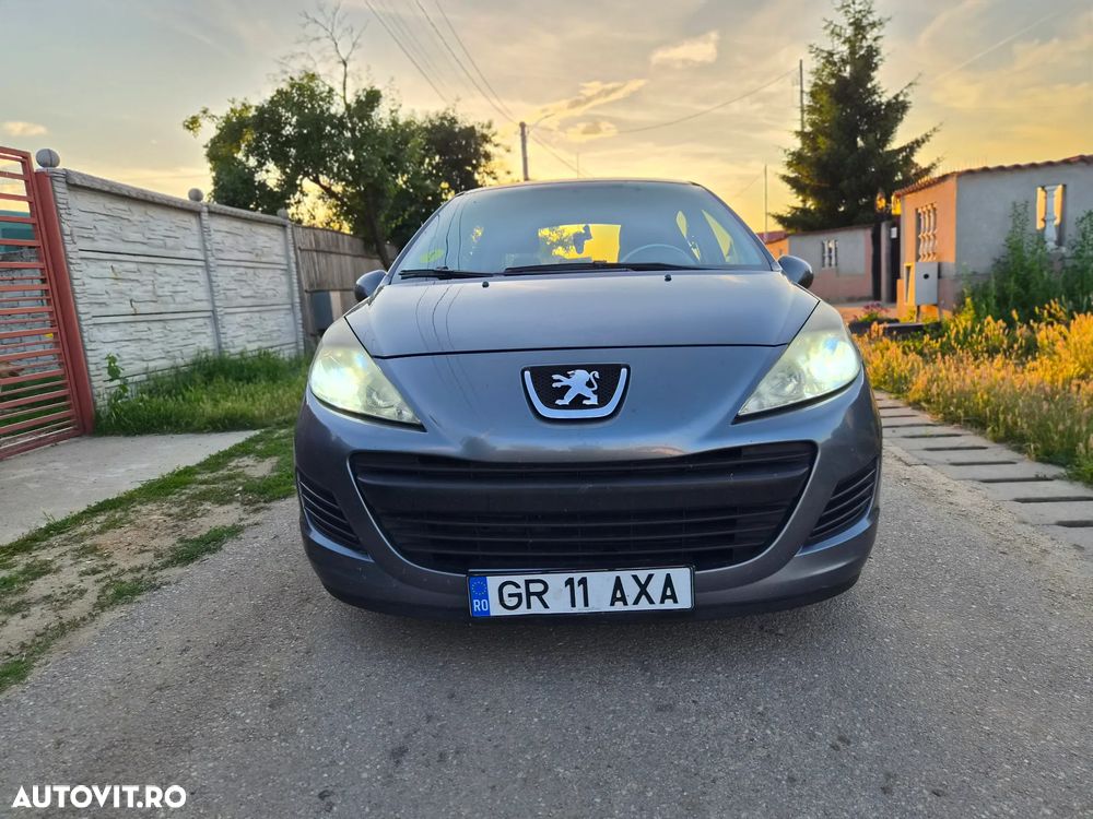 Peugeot 207 1.4HDI Urban - 9