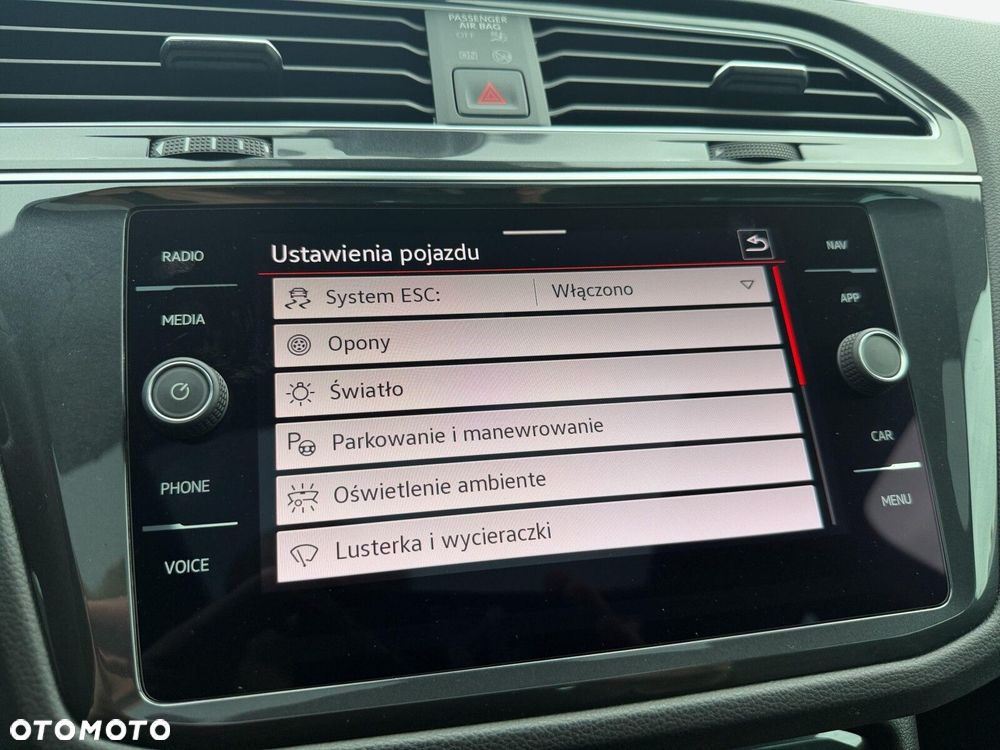 Volkswagen Tiguan 2.0 TSI 4Mot R-Line DSG - 28