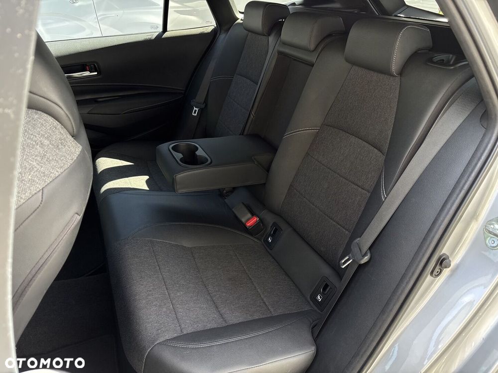 Toyota Corolla 1.8 Hybrid GPF Comfort - 12
