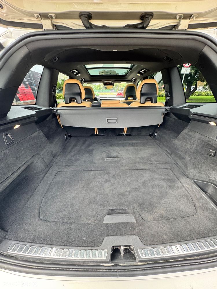 Volvo XC 90 B5 D AWD Inscription - 11