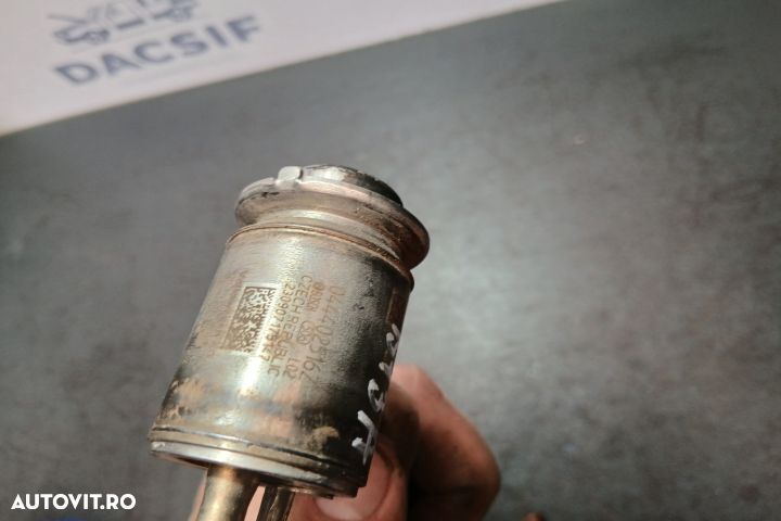 Injector AdBlue 7LA131113F 7LA131113F Volkswagen VW Transporter T6 [2 - 4