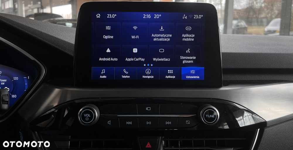 Ford Kuga 2.5 Duratec FHEV 4x4 TITANIUM - 29