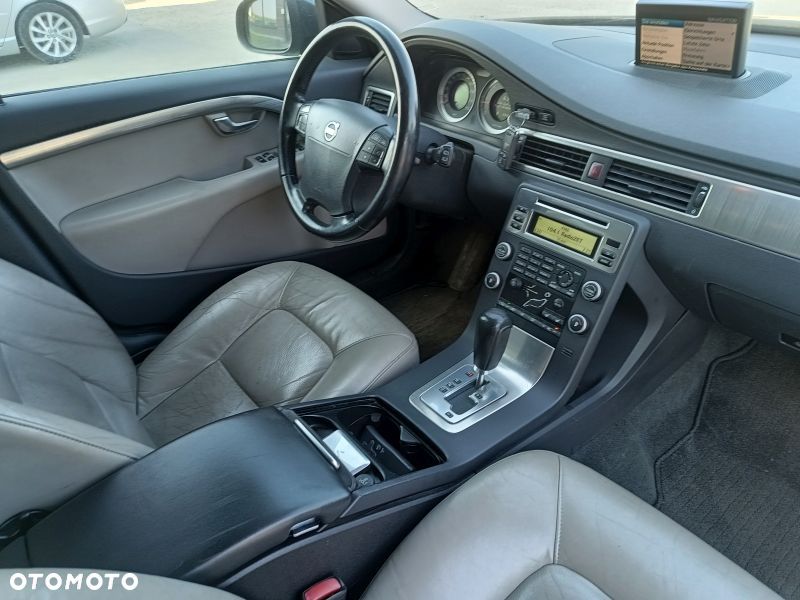 Volvo V70 D5 DPF Momentum - 3
