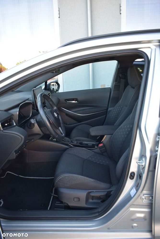 Toyota Corolla 1.8 Hybrid Comfort - 13
