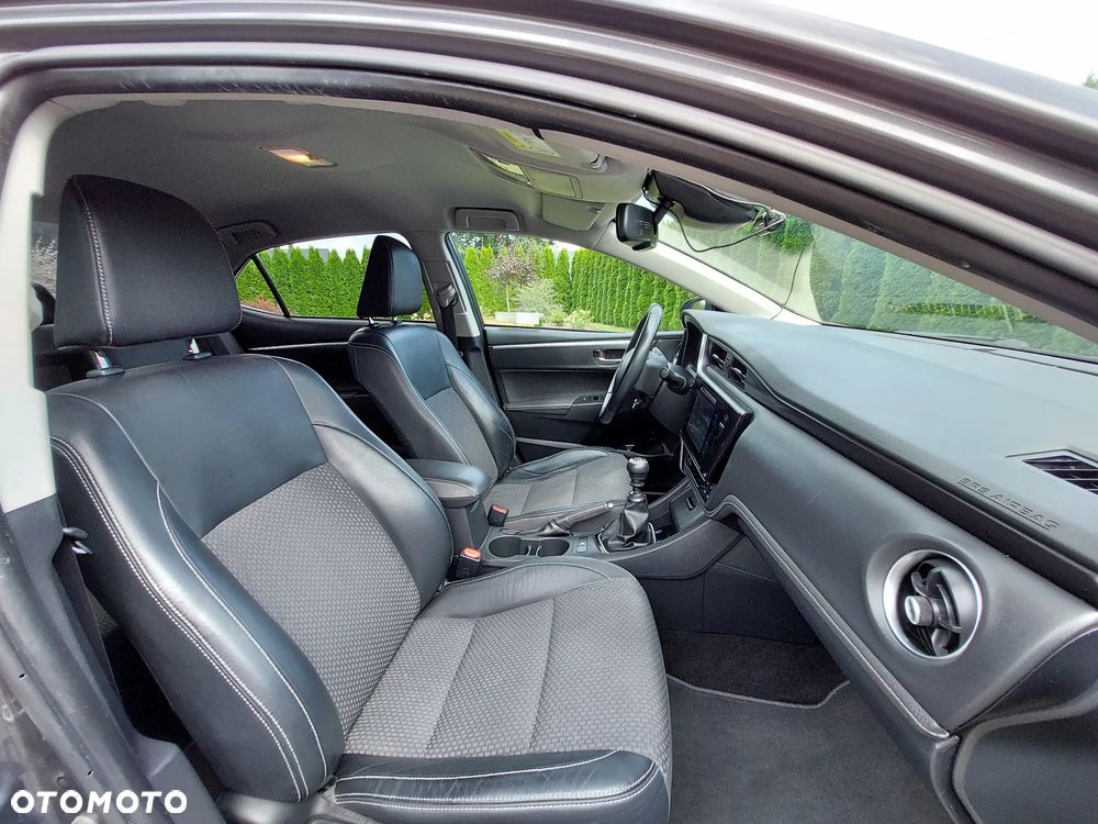 Toyota Corolla 1.6 Prestige - 14