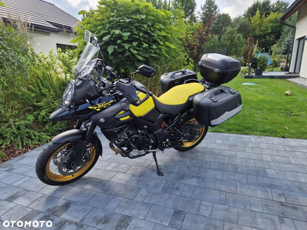 Suzuki V-STROM - 3