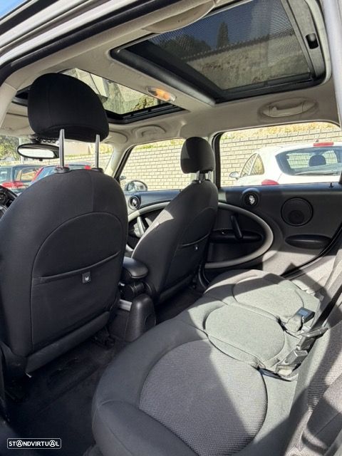 MINI Countryman Cooper D - 17