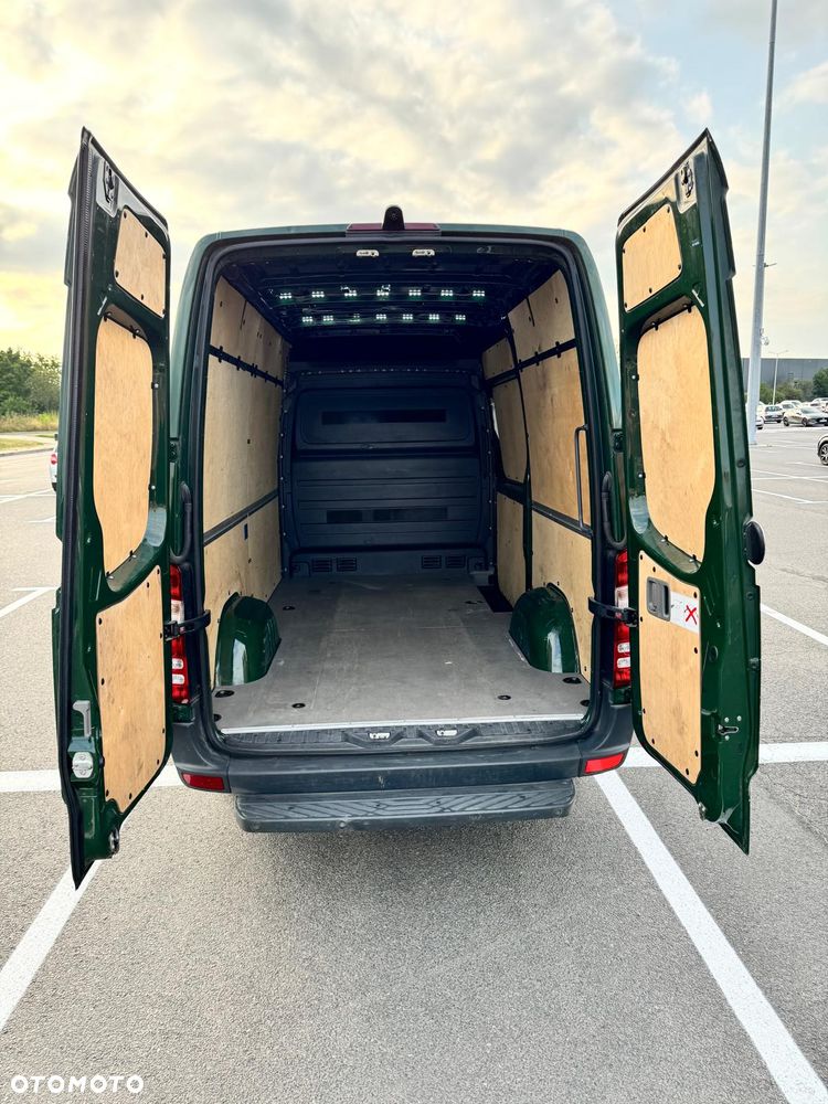 Mercedes-Benz Sprinter - 18