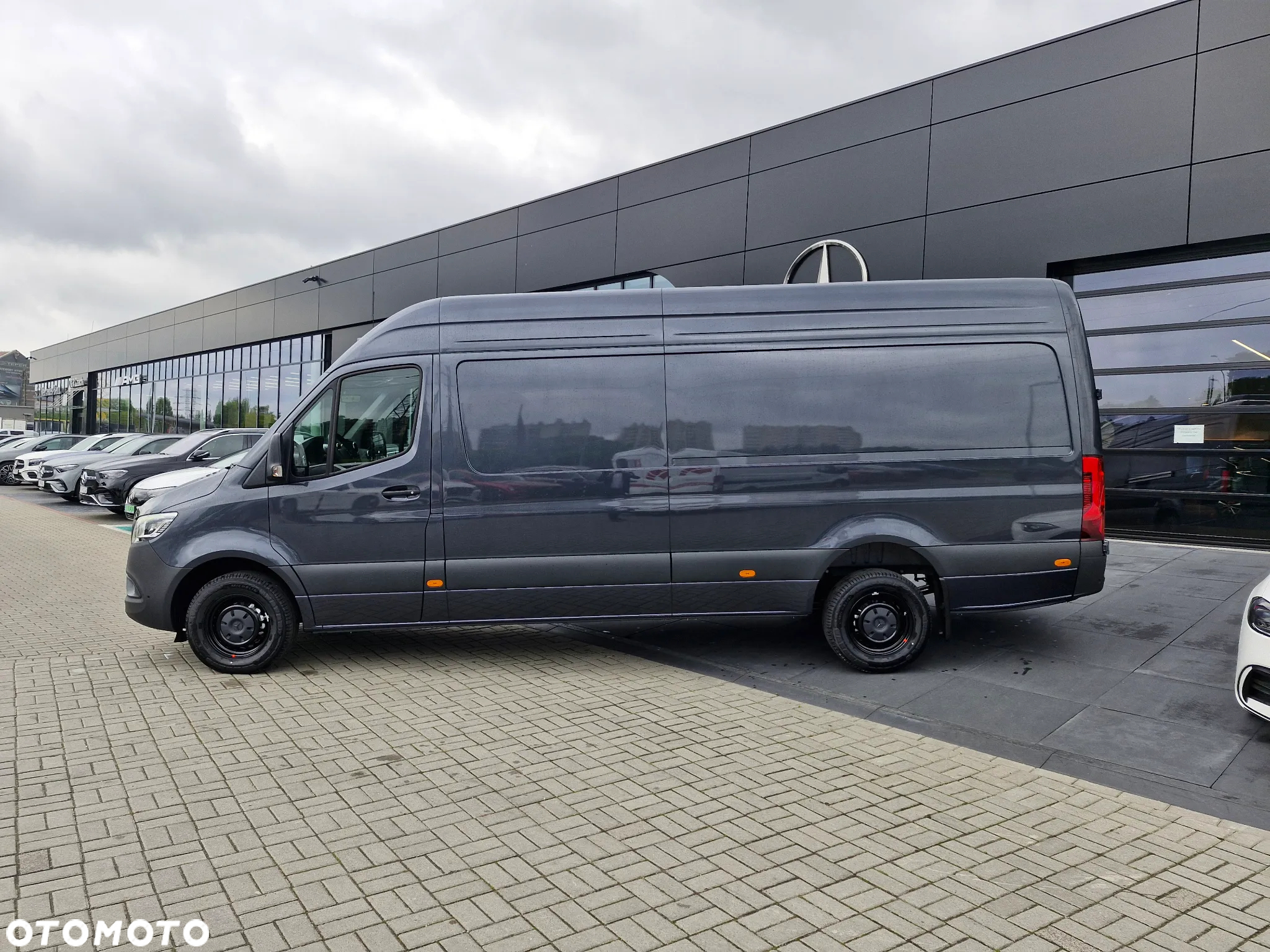 Mercedes-Benz Sprinter - 8