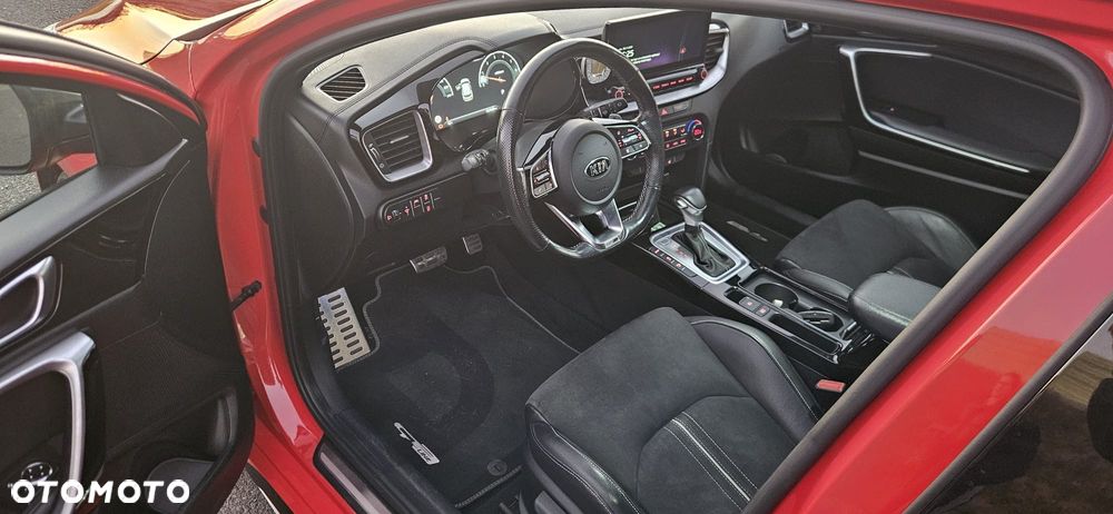Kia ProCeed 1.4 T-GDI DCT7 OPF GT LINE - 20