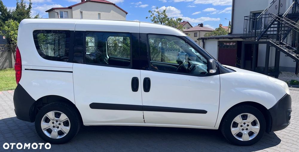 Opel Combo 1.6 CDTI Cosmo - 5