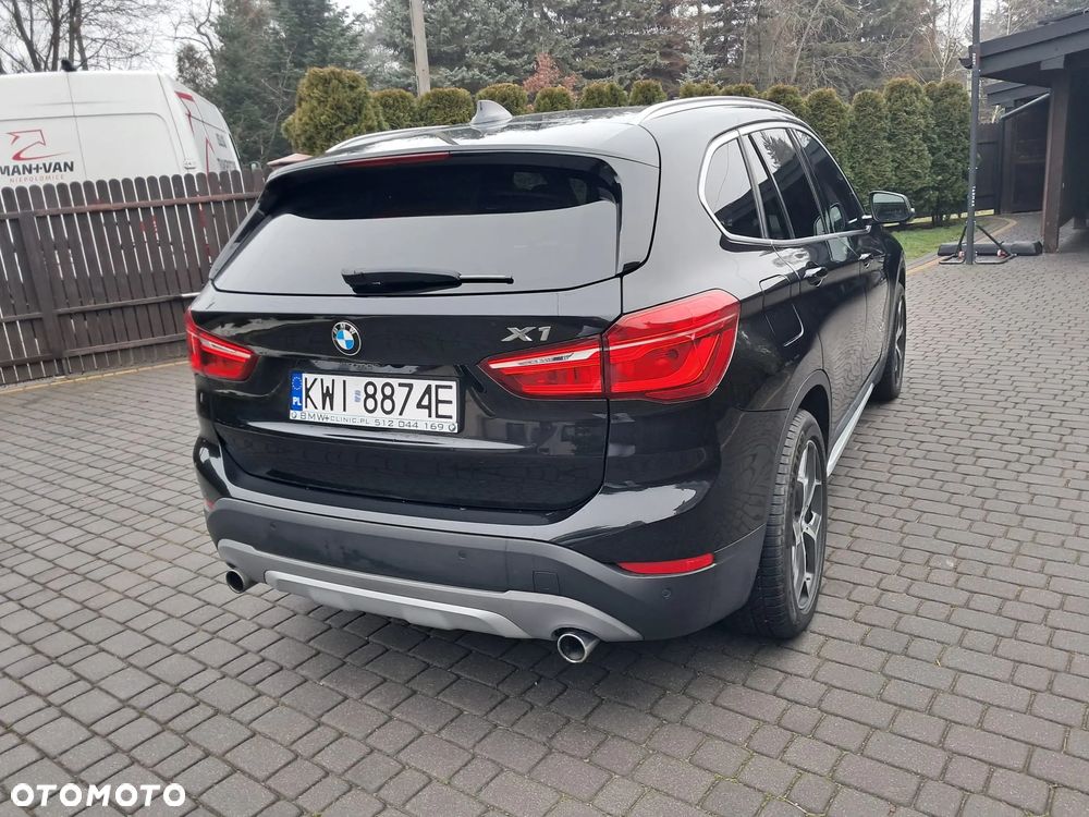 BMW X1 xDrive25i Sport Line sport - 19
