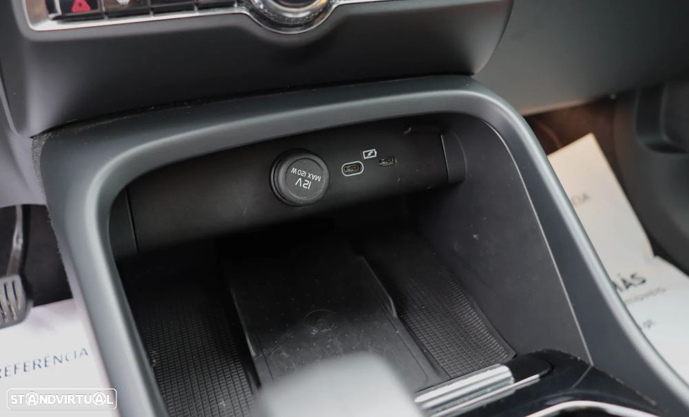 Volvo C40 Recharge Plus - 20