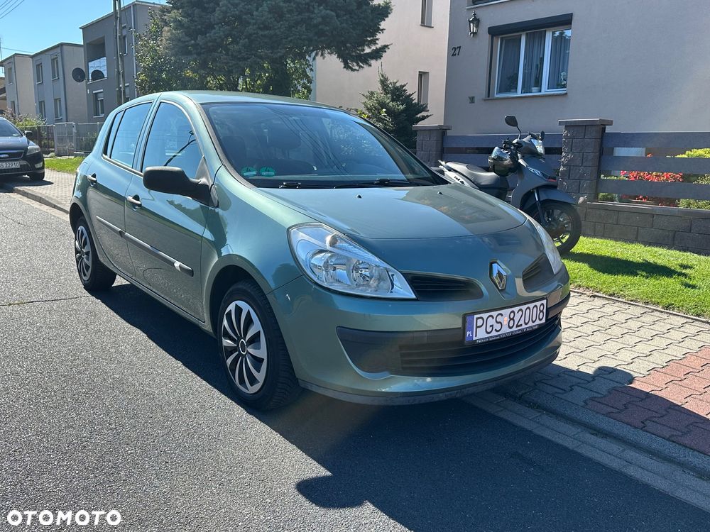 Renault Clio - 16