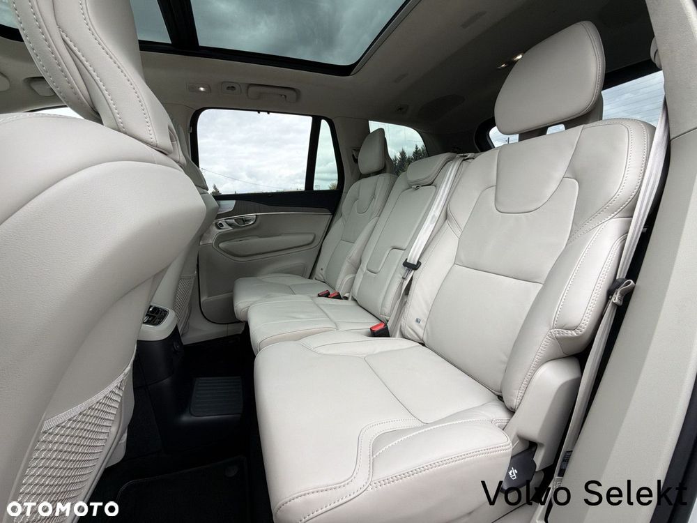 Volvo XC 90 - 18