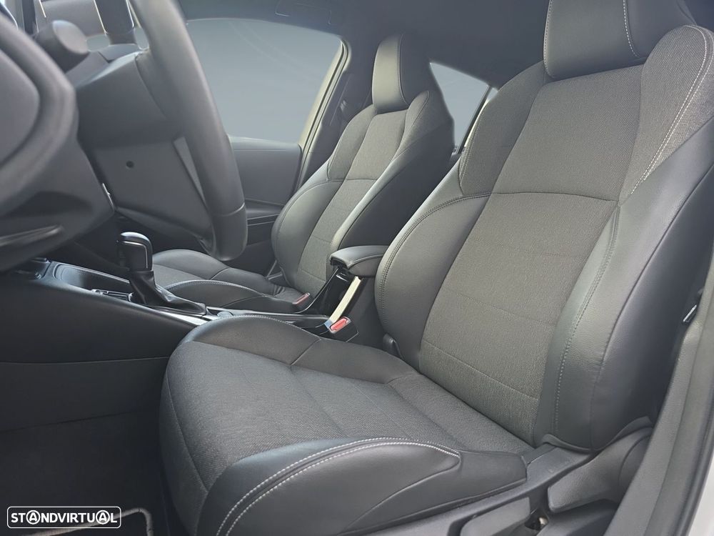 Toyota Corolla 1.8 Hybrid Comfort Plus - 11