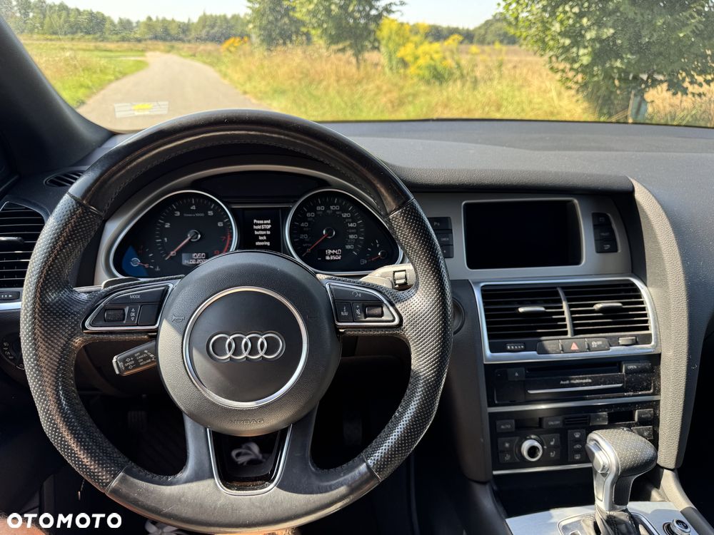 Audi Q7 3.0 TFSI Quattro Tiptronic - 23