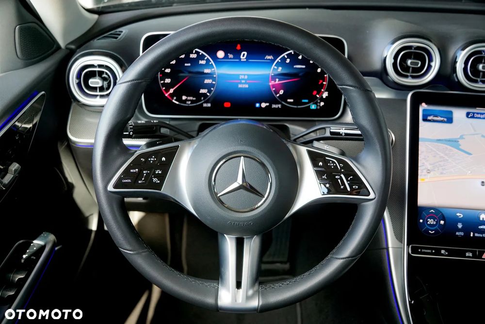Mercedes-Benz Klasa C 180 mHEV Avantgarde - 31