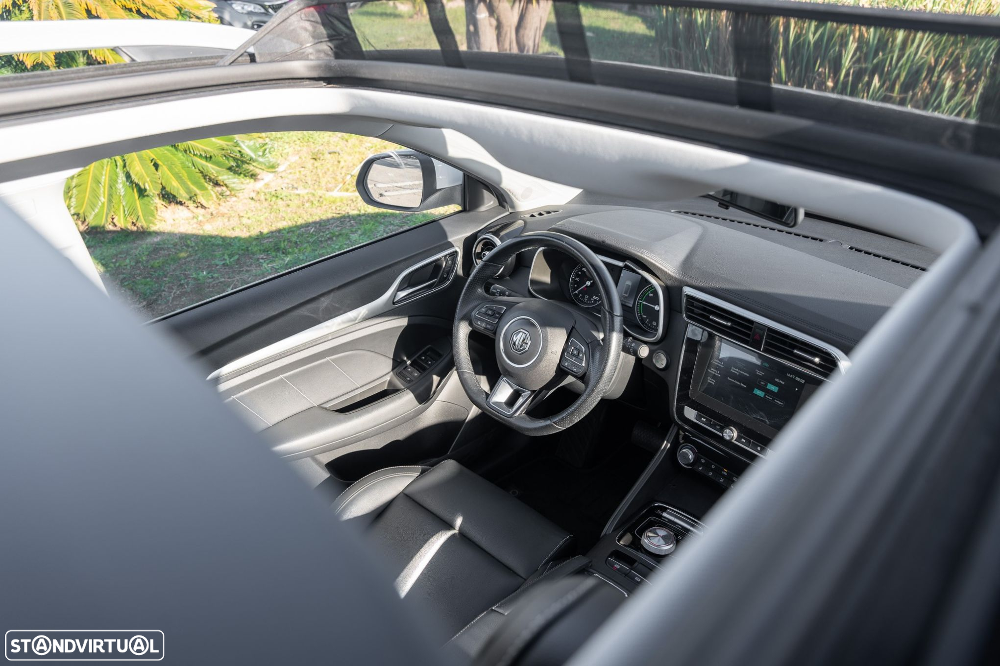 MG ZS - 18