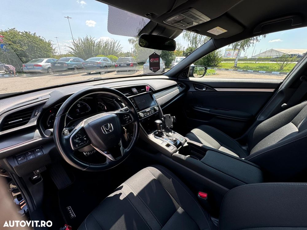Honda Civic 1.0 i-VTEC Turbo CVT Comfort Sport - 9