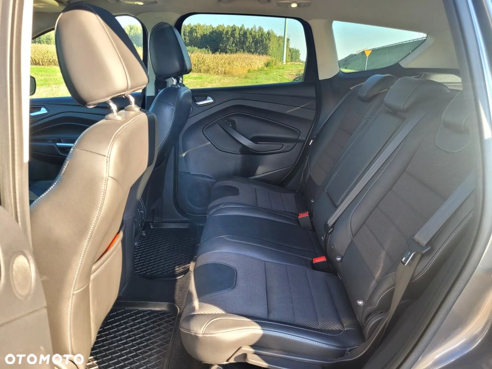 Ford Kuga 2.0 TDCi 4x4 Titanium - 15