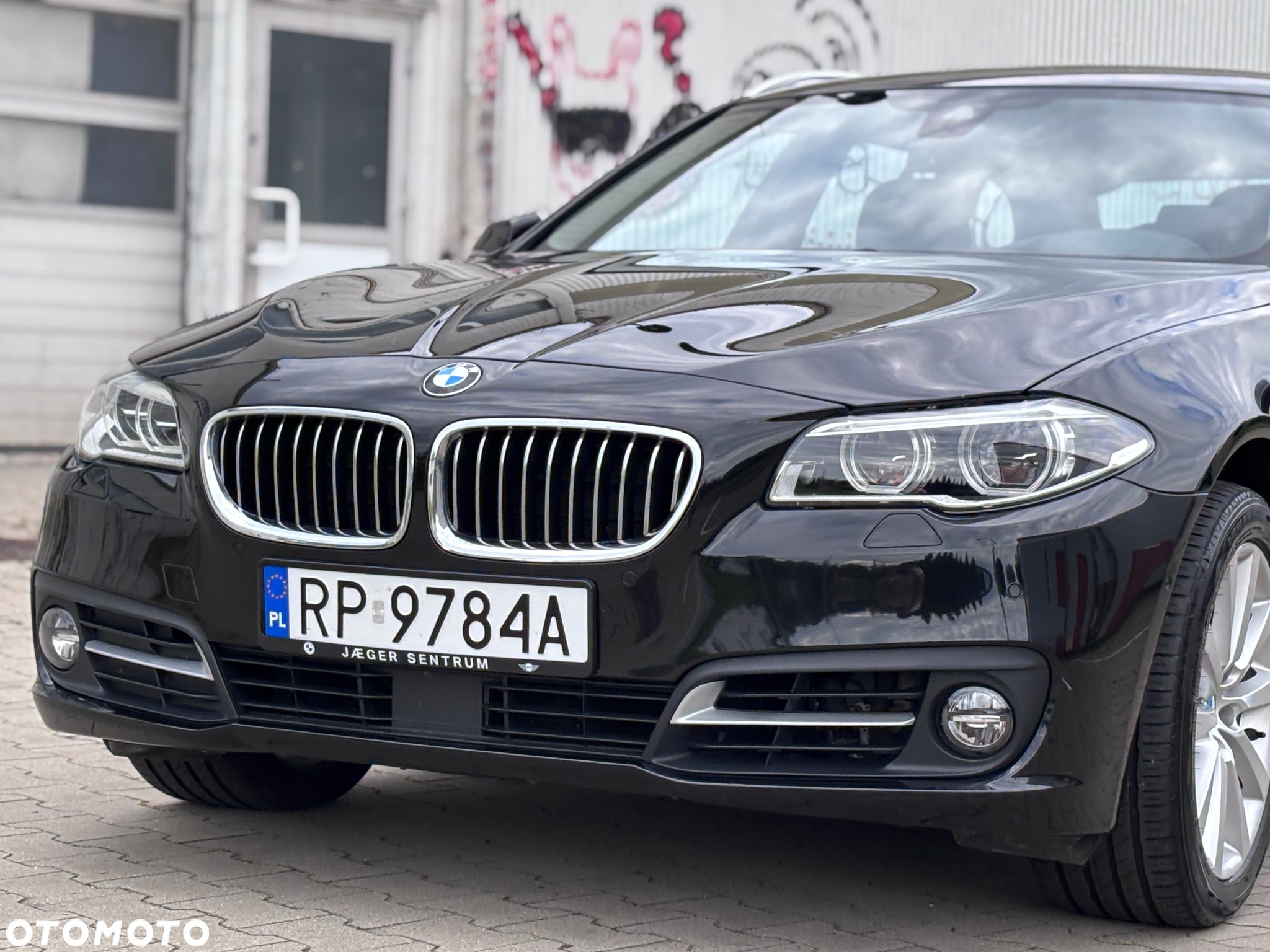 BMW Seria 5 520d xDrive - 26