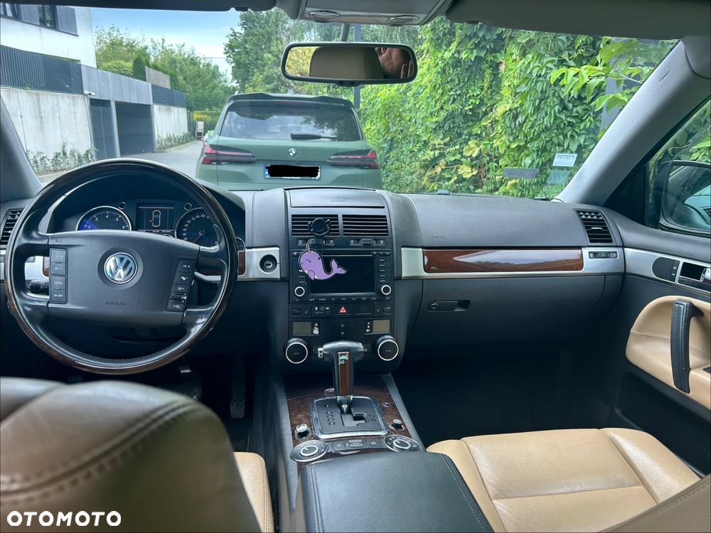 Volkswagen Touareg - 8