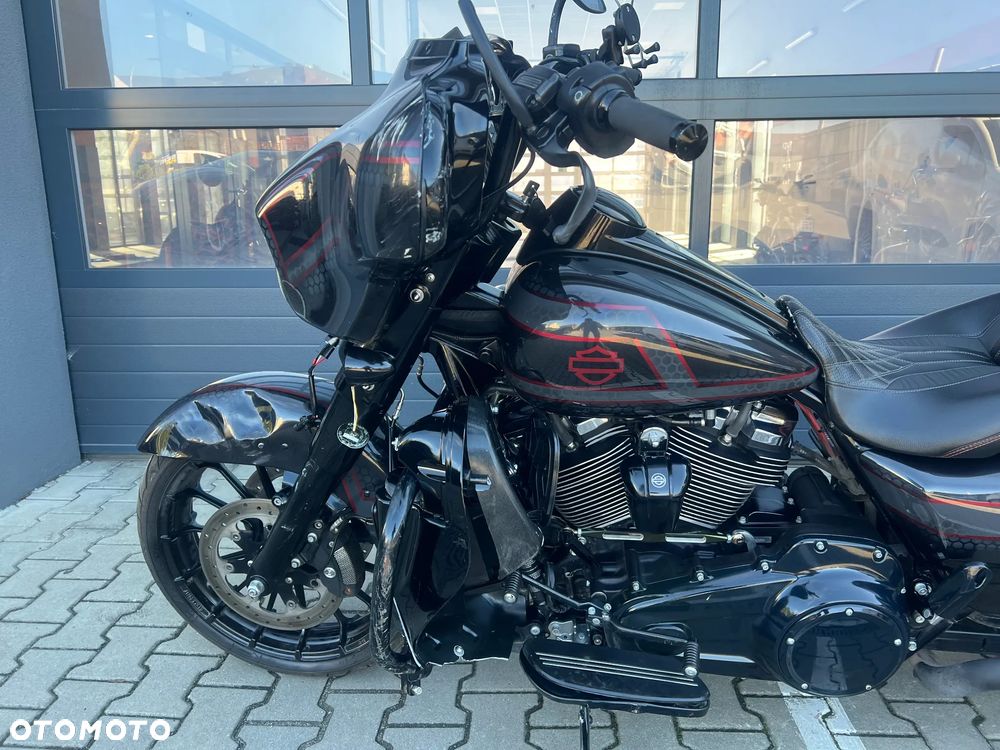 Harley-Davidson Touring Street Glide - 15