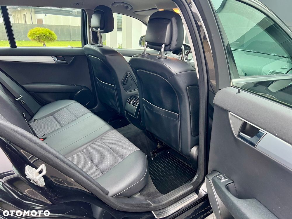 Mercedes-Benz Klasa C 180 Kompressor Automatik Avantgarde - 17