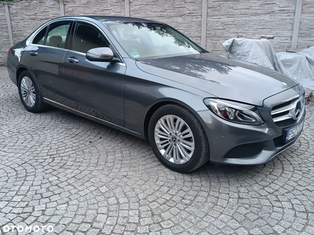 Mercedes-Benz Klasa C 180 9G-TRONIC Exclusive - 3