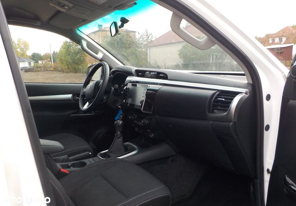 Toyota Hilux - 20