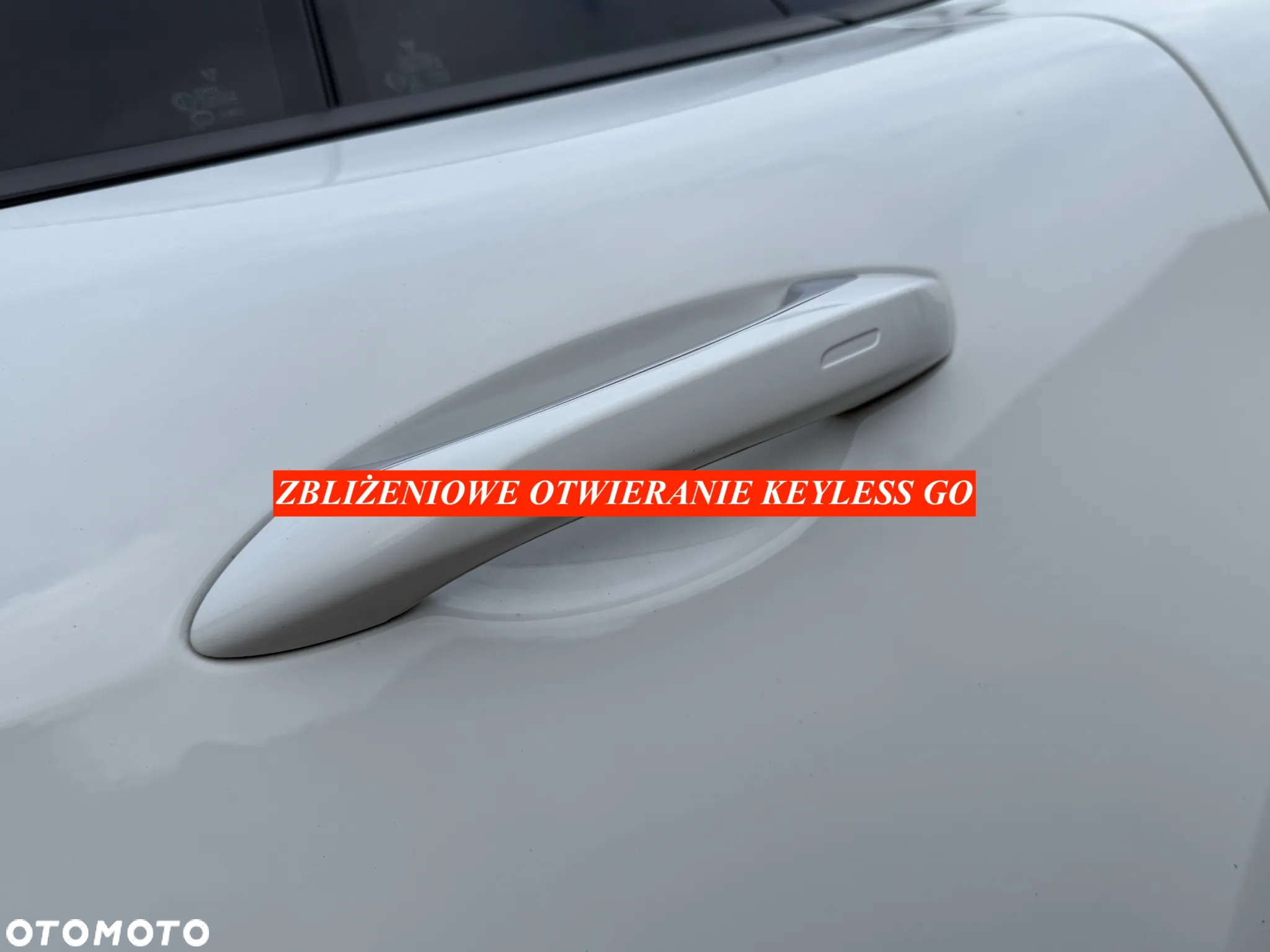 Porsche Panamera 4S Executive - 27