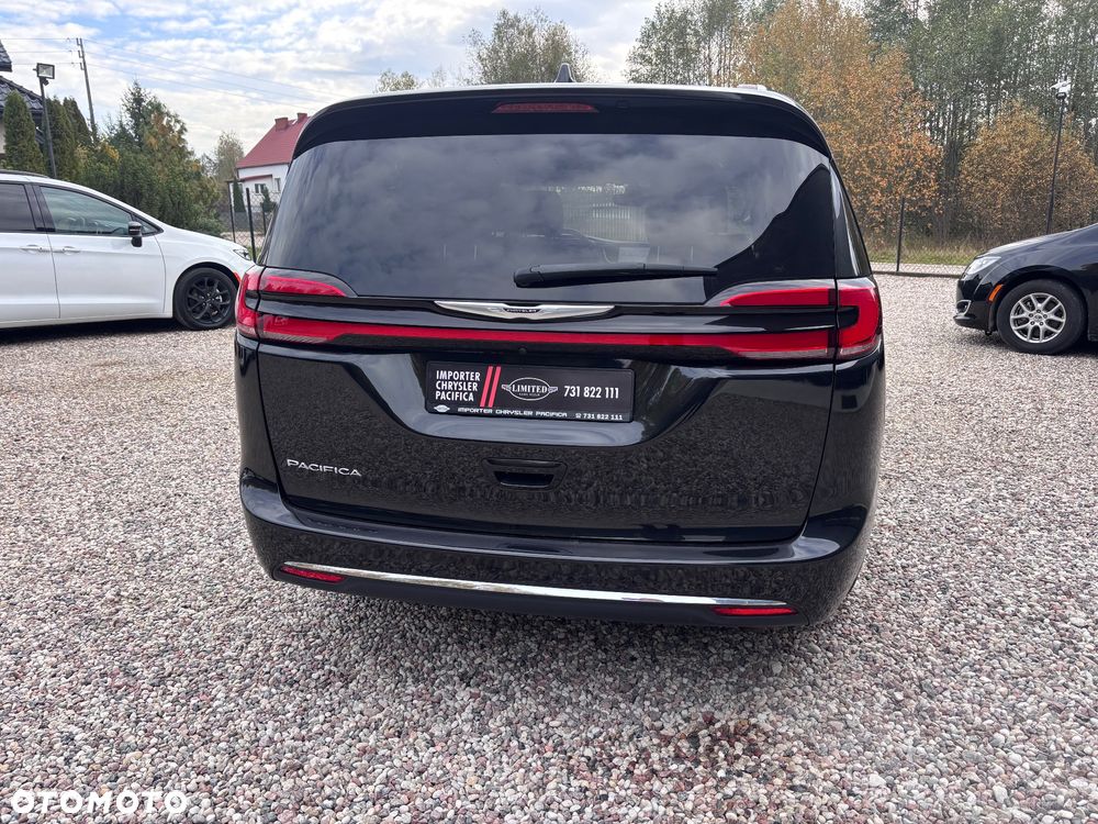 Chrysler Pacifica - 6