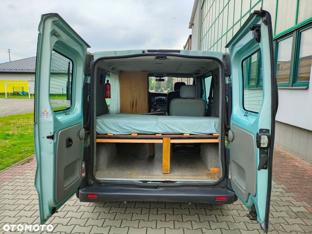 Renault Trafic - 19