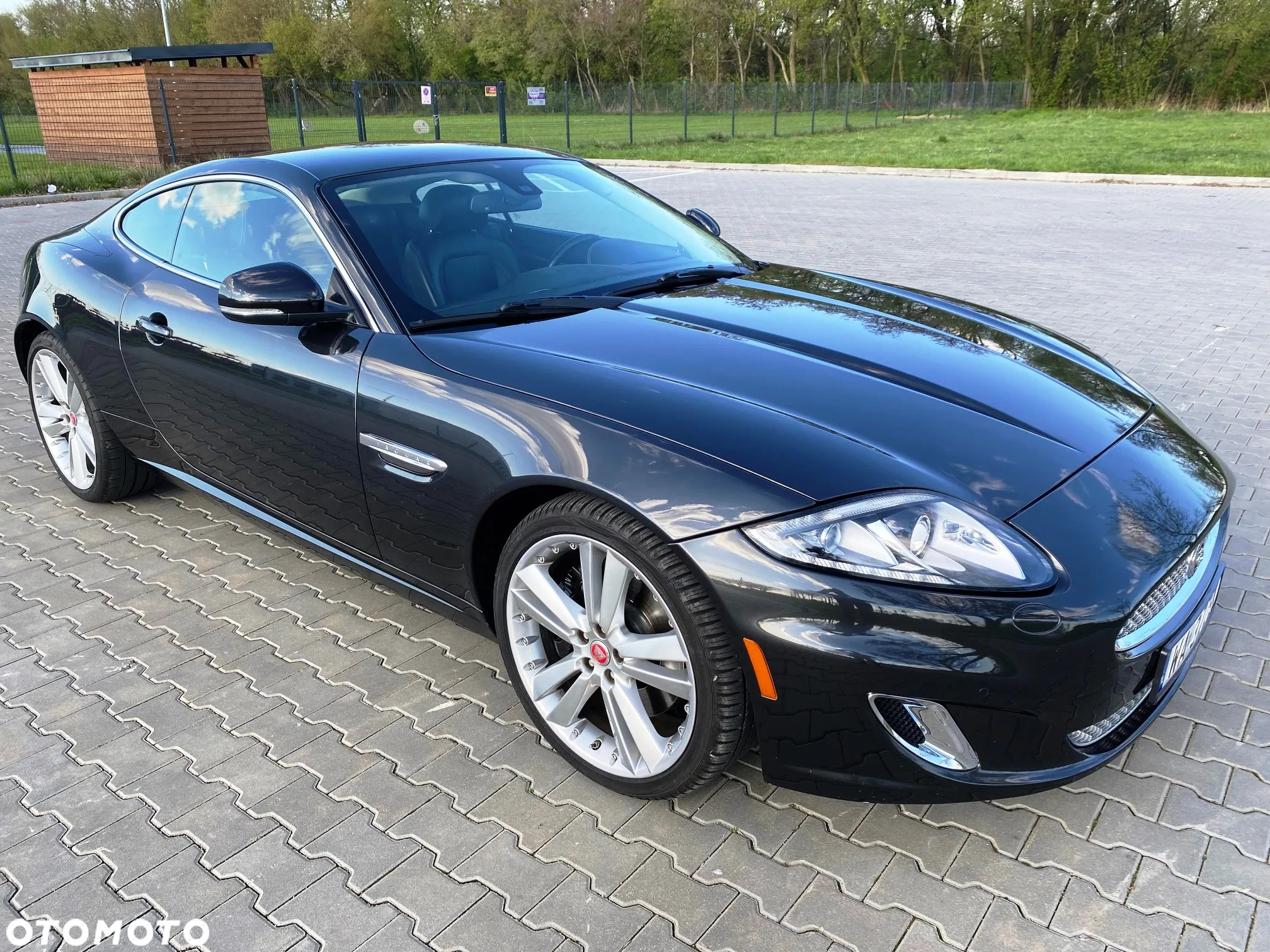 Jaguar XK 5.0 Coupe Portfolio - 8