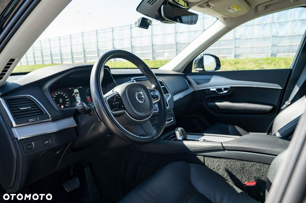 Volvo XC 90 - 15