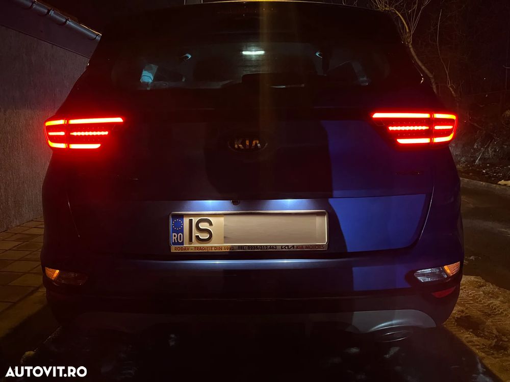 Kia Sportage 1.6 T-GDI 6MT 4x4 GT Line - 10