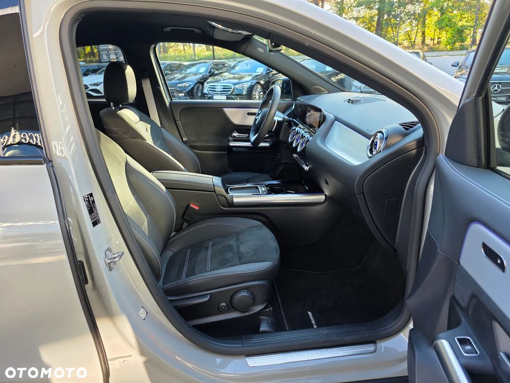 Mercedes-Benz GLA 200 AMG Line - 20