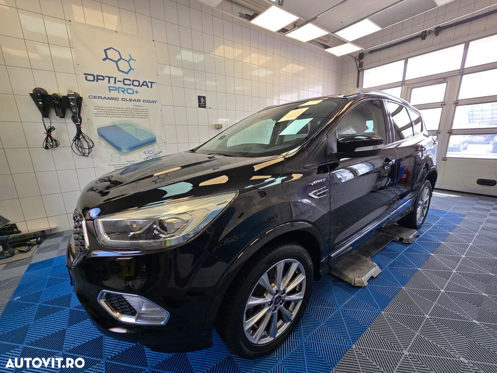 Ford Kuga 2.0 TDCi 4WD Powershift Vignale - 3